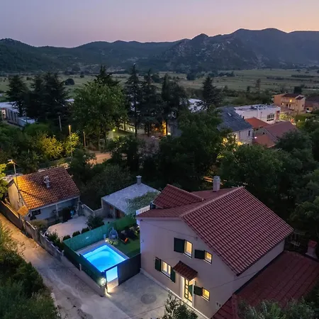 וילה Viktoria With Private Swimming Pool *