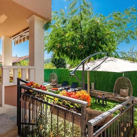 Viktoria With Private Swimming Pool Villa Muc