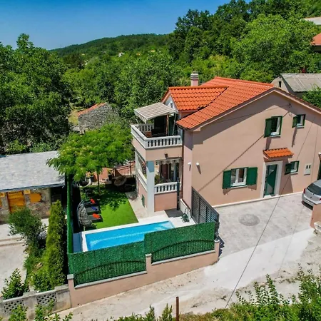 וילה Viktoria With Private Swimming Pool *
