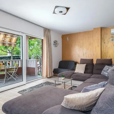 וילה Viktoria With Private Swimming Pool