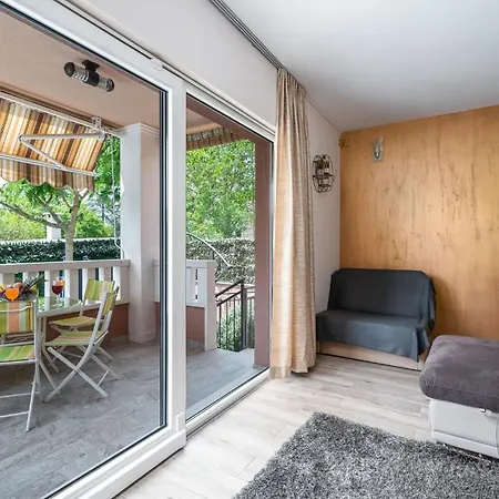Viktoria With Private Swimming Pool Villa