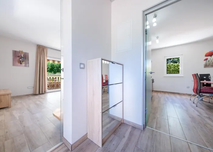 Viktoria With Private Swimming Pool Villa Muc